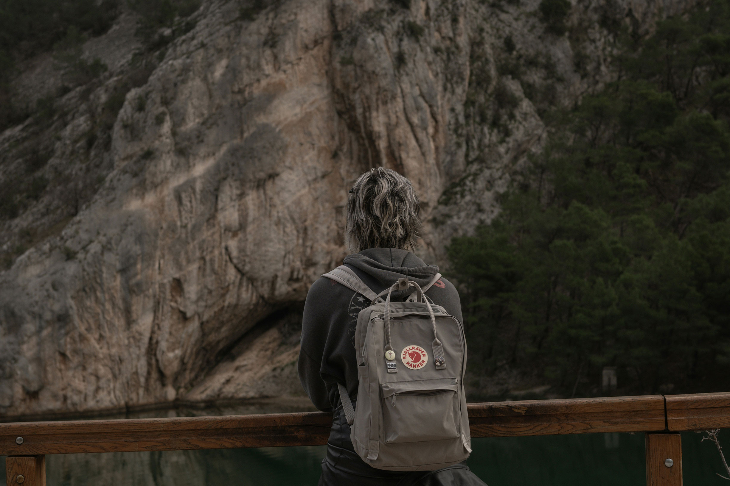 Backpack Battle: Indonesian vs Western Brands