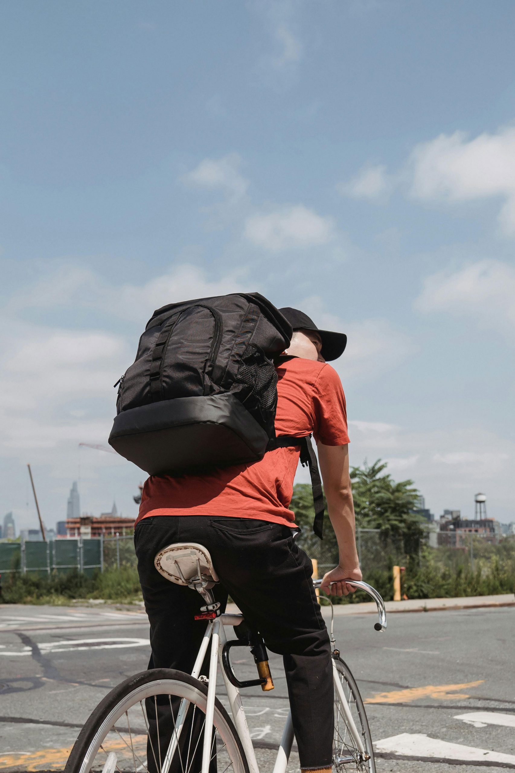 Bike Commuters: The Ultimate Backpack Guide for a Comfy Ride to Work
