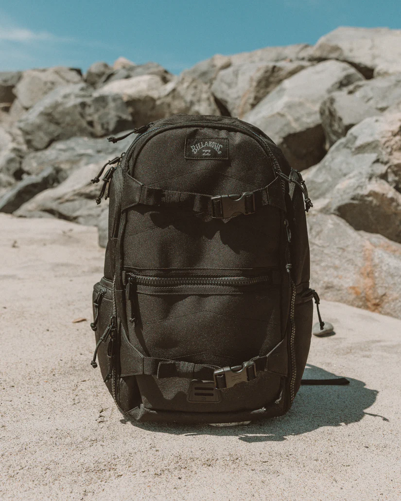 Billabong Combat Large 35L Backpack: From Beach to City, Does It Hold Up?