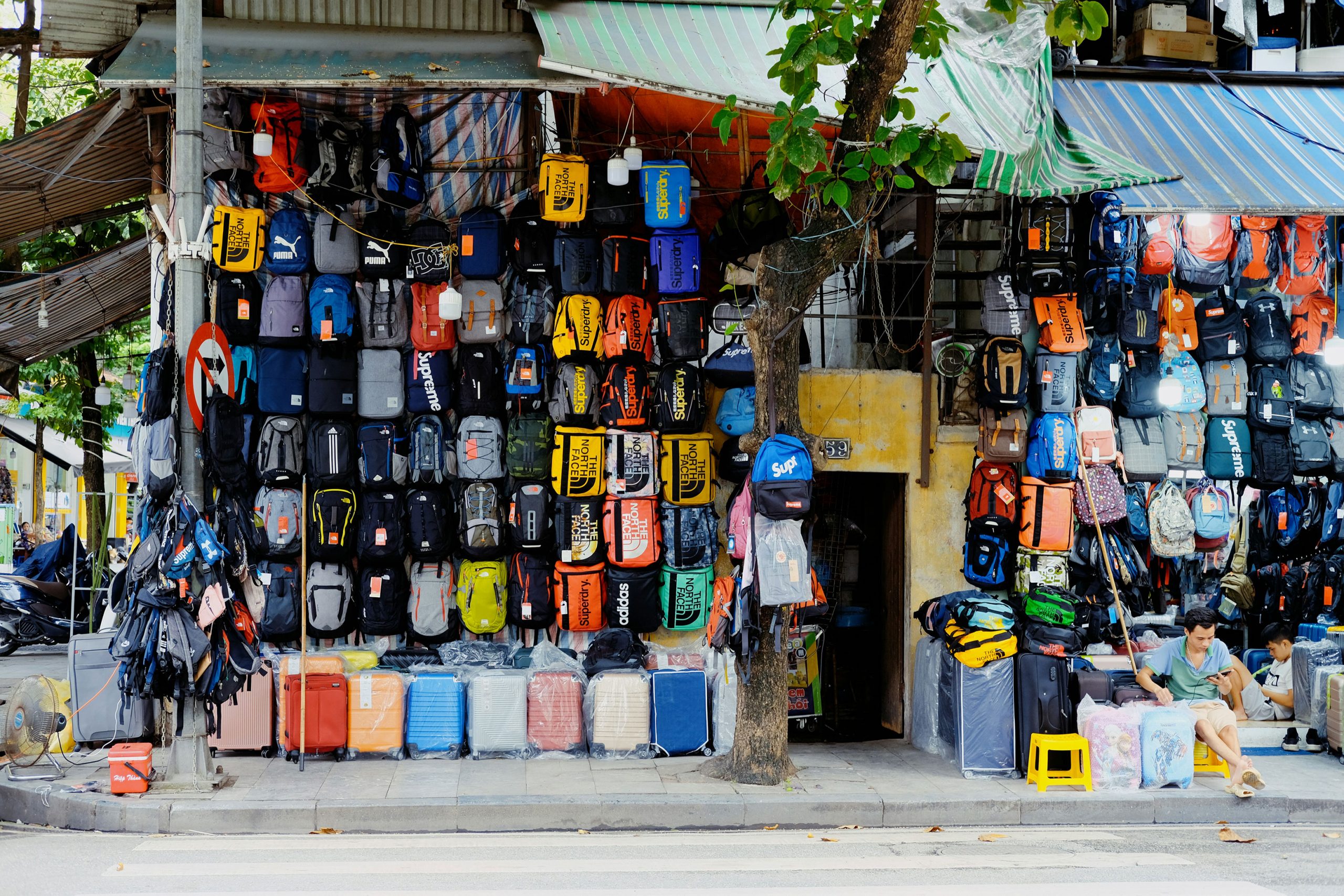 Vietnam’s Backpack Business is Booming: Why Big Brands Choose Vietnam